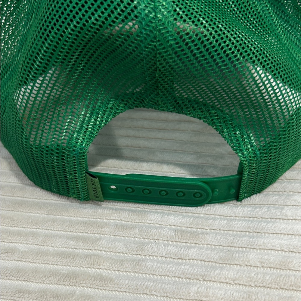 GIGI PIP VTG Green Mesh Trucker Hat - Picture 4 of 7